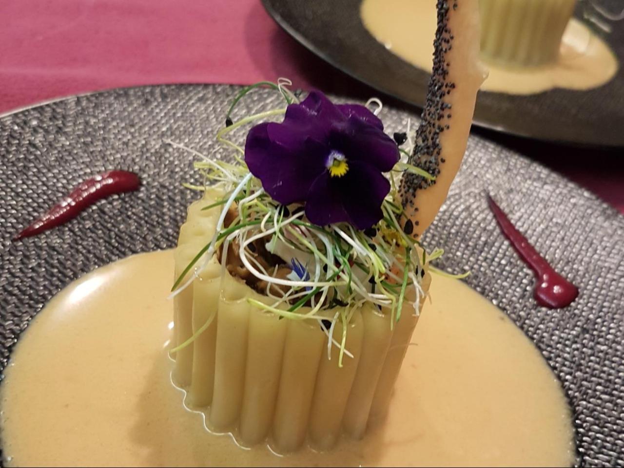 Reves Gourmands, Hotellerie & Gastronomie 韦尔纳亚 外观 照片