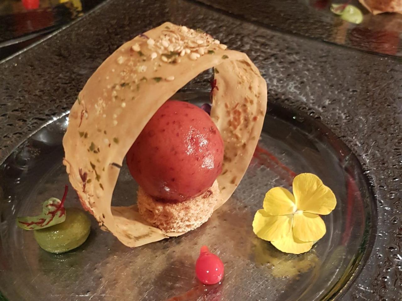 Reves Gourmands, Hotellerie & Gastronomie 韦尔纳亚 外观 照片